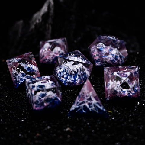 URWizards D&D Würfelset mit Kunstharzgravur, Mysterious Realm – Sakura Fuji Yama