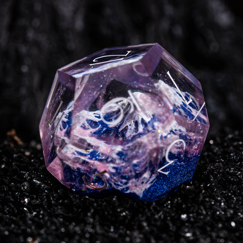 URWizards D&D Würfelset mit Kunstharzgravur, Mysterious Realm – Sakura Fuji Yama