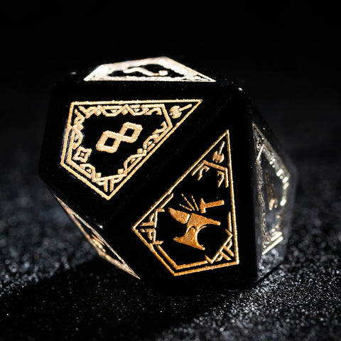 URWizards D&D Würfelset mit Obsidian-Gravur im Zwergenstil