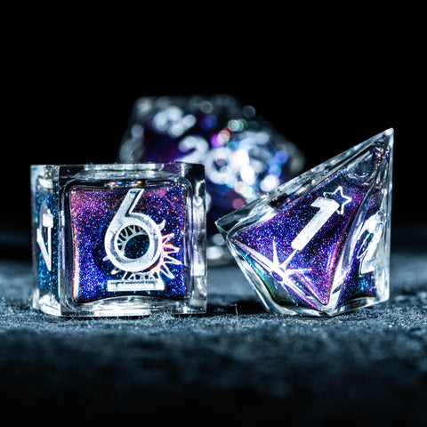 URWizards D&D Starry Tarot Liquid Heart Resin Engraved Dice Set - Urwizards