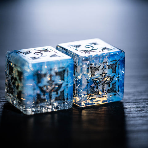 Set di dadi incisi in opalite URWizards Blast in stile Assassino