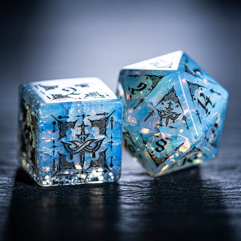 Set di dadi incisi in opalite URWizards Blast in stile Assassino