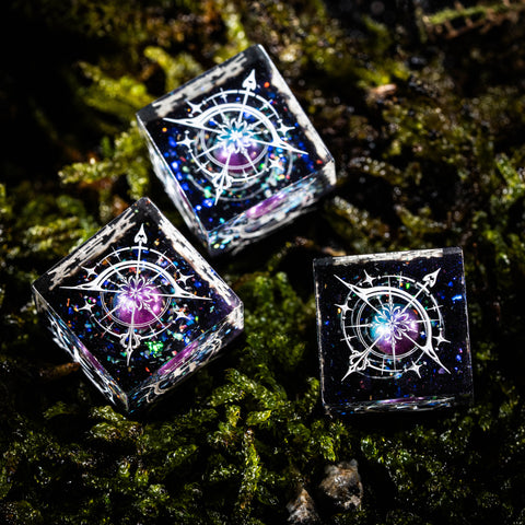 URWizards D&D Resina La Galassia Set di dadi incisi in stile Tarocchi