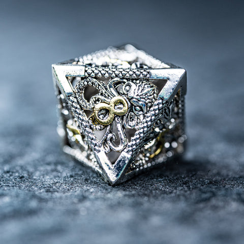URWizards D&D Hollowed Metal Dice Set Cthulhu Silver - Urwizards