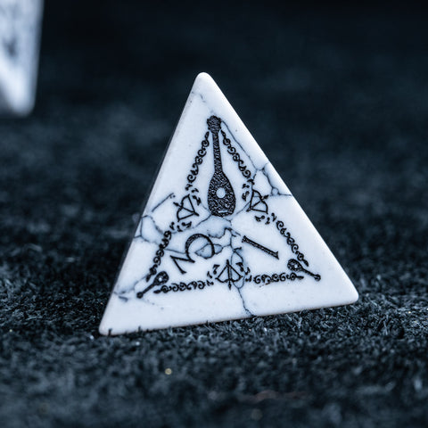URWizards D&D White Howlite Engraved Dice Set Bard - Urwizards