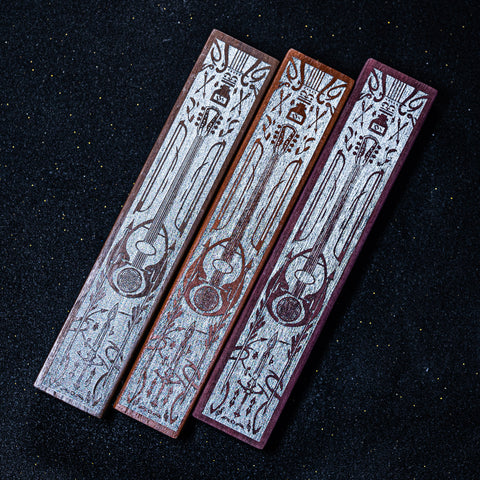 URWizards Engraved Padauk D&D Dice Box Bard Style - Urwizards