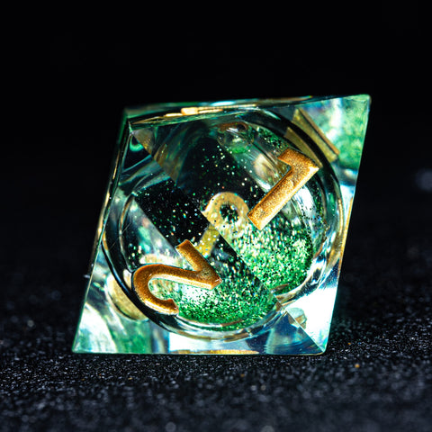 URWizards D&D Liquid Heart Resin Engraved Dice Set Green - Urwizards