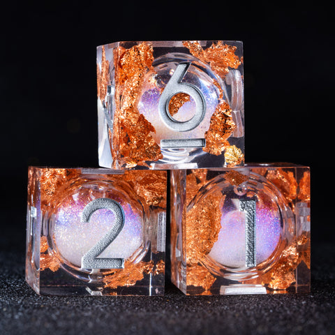 URWizards D&D Starry Liquid Heart Resin Engraved Dice Set Fallen Leaves - Urwizards