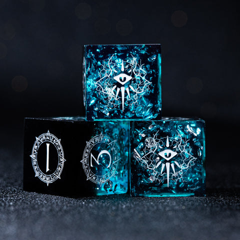 URWizards D&D Resin Ice Glitter Engraved Dice Set Warlock Style - Urwizards
