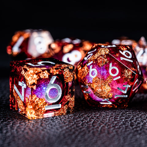 URWizards D&D Bloody Liquid Heart Resin Engraved Dice Set Copper Flakes - Urwizards