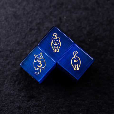URWizards Dnd Engraved Blue Cat's Eye Dice Set Meow Style - Urwizards
