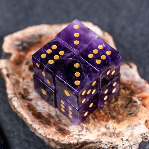 URWizards Dnd Engraved Amethyst D6 Dice - Urwizards