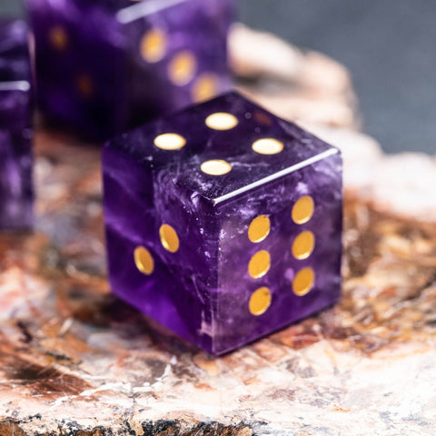 URWizards Dnd Engraved Amethyst D6 Dice - Urwizards