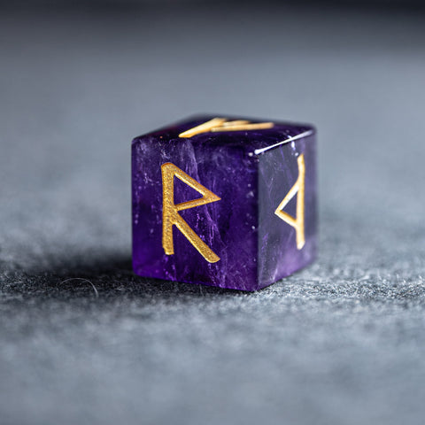 URWizards D&D Amethyst Gemstone Engraved Dice Set Runes Numbers - Urwizards