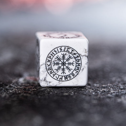 URWizards Dnd Engraved White Howlite Dice Set Nordic Style - Urwizards