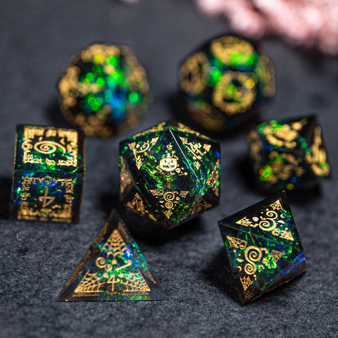 URWizards D&D Resin Dark Glitter Engraved Dice Set Halloween Style - Urwizards
