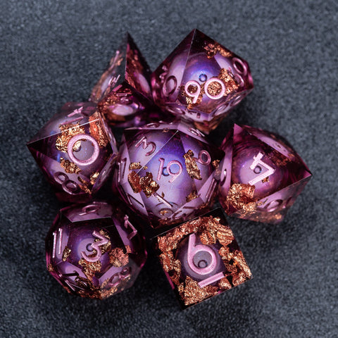 URWizards D&D Wine Liquid Heart Resin Engraved Dice Set Copper Flakes - Urwizards
