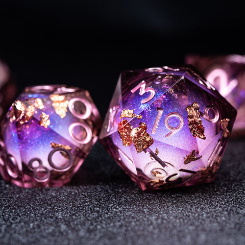 URWizards D&D Wine Liquid Heart Resin Engraved Dice Set Copper Flakes - Urwizards