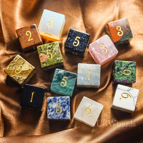 URWizards Dnd Engraved Gemstone D6 Dice - Urwizards