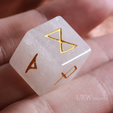 URWizards Engraved Clear Quartz Rune dice D6 Viking - Urwizards