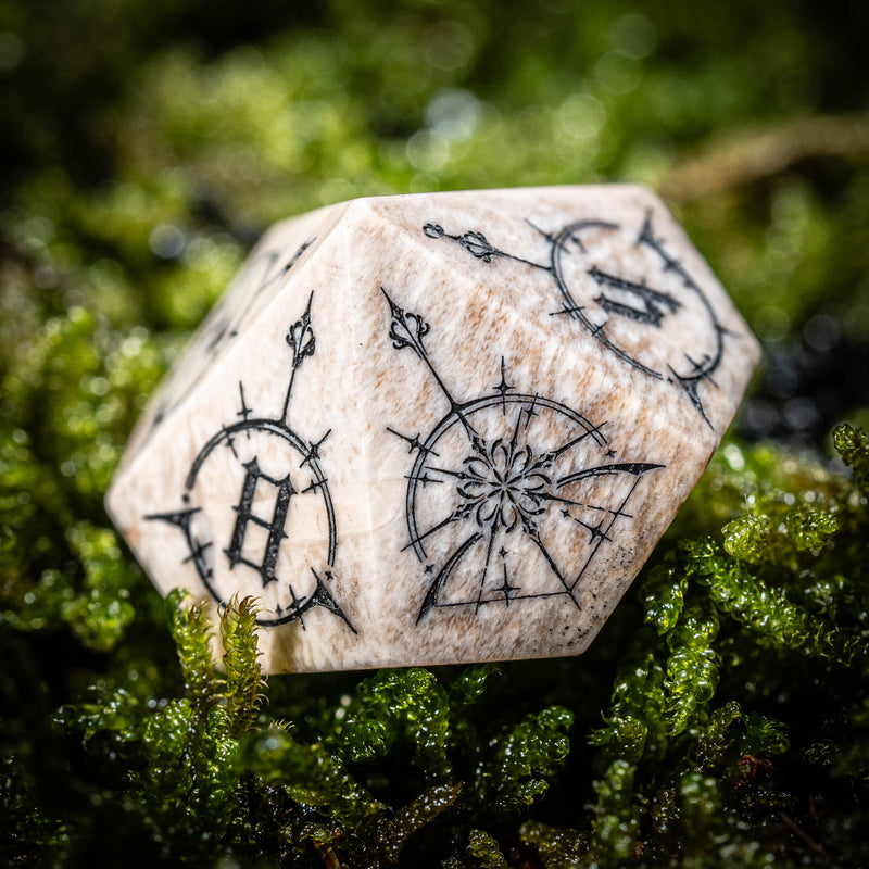 URWizards D&D Petrified Wood Gemstone Engraved Dice Set Bow of Elven