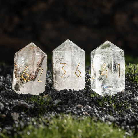 URWizards D&D Phantom Quartz Gemstone Dice Set Crystal Shape