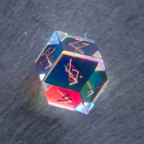 URWizards D&amp;D Feuerquarz-Edelstein-Würfelset mit Gravur (Limitierte Auflage)