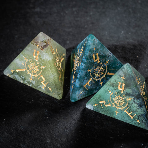 URWizards D&D Moss Agate Engraved Dice Set Bow of Elven