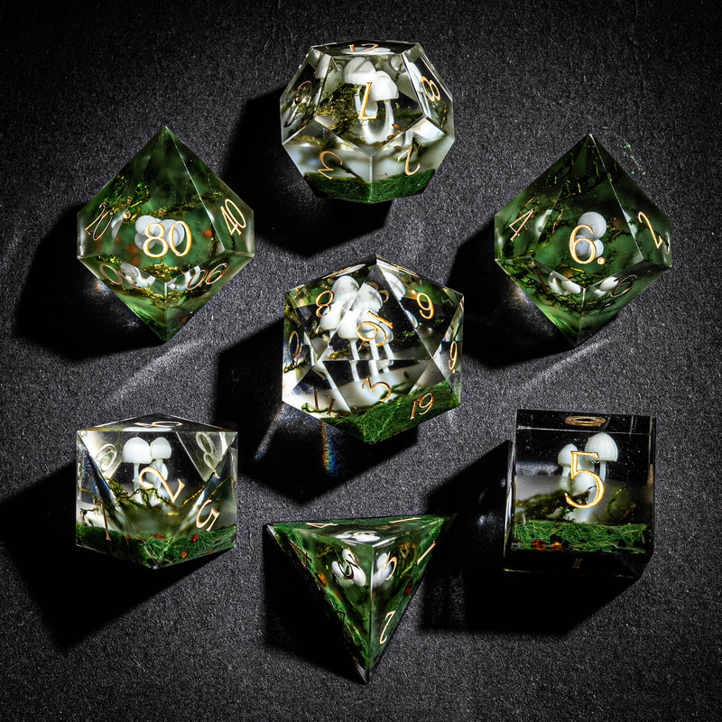 Luminous White Mushroom Resin Dice Set(Glow in the Dark)