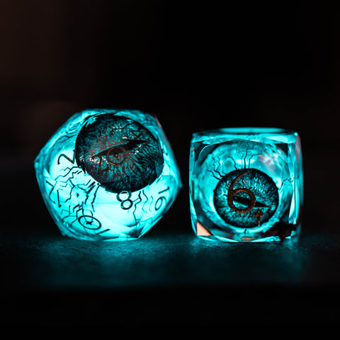 URWizards D&D Eyes(Glow in the Dark) Liquid Core Dice Set Multi-faceted Style