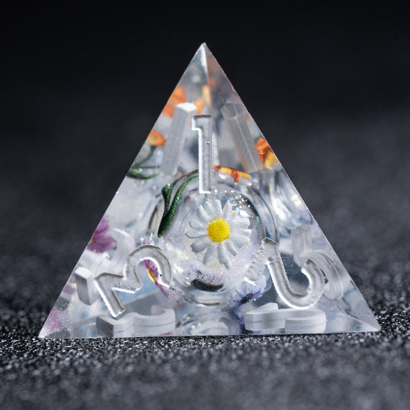 URWizards D&D Starry Liquid Heart Resin Engraved Dice Set Flowers - Urwizards