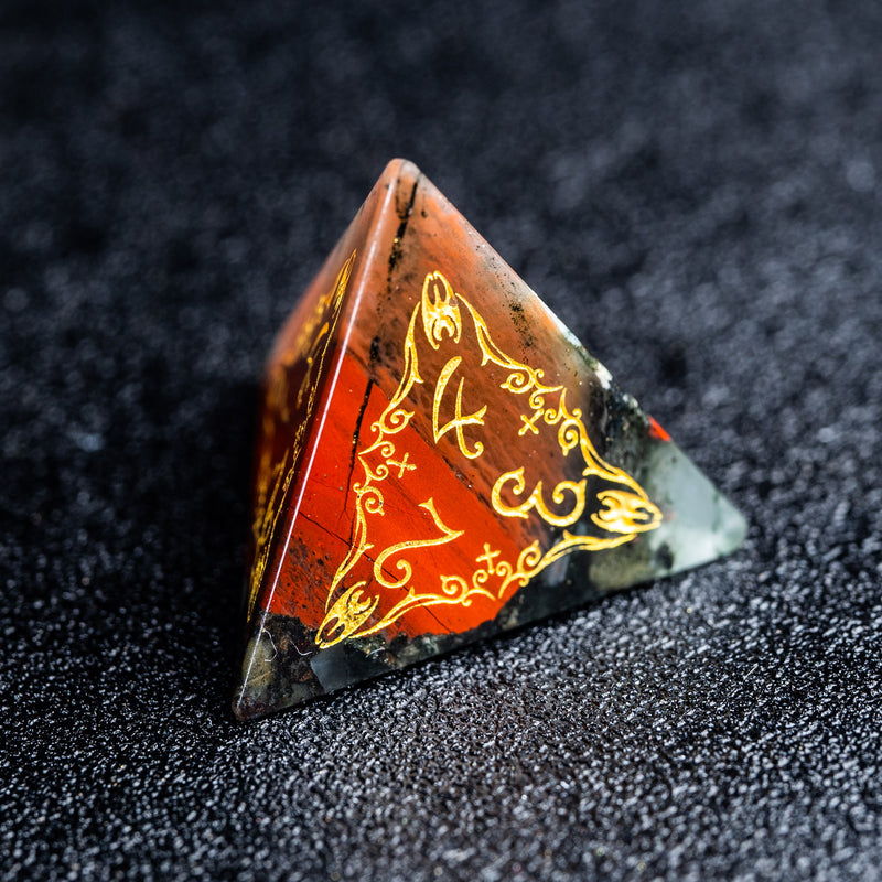 URWizards D&D Blood stone Engraved Dice Set Blood Hunter Style - Urwizards