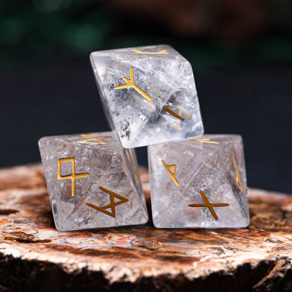 URWizards Engraved Clear Quartz Rune dice D8 Viking - Urwizards
