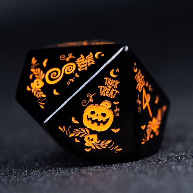 URWizards D&D Obsidian Engraved Dice Set Halloween Style - Urwizards